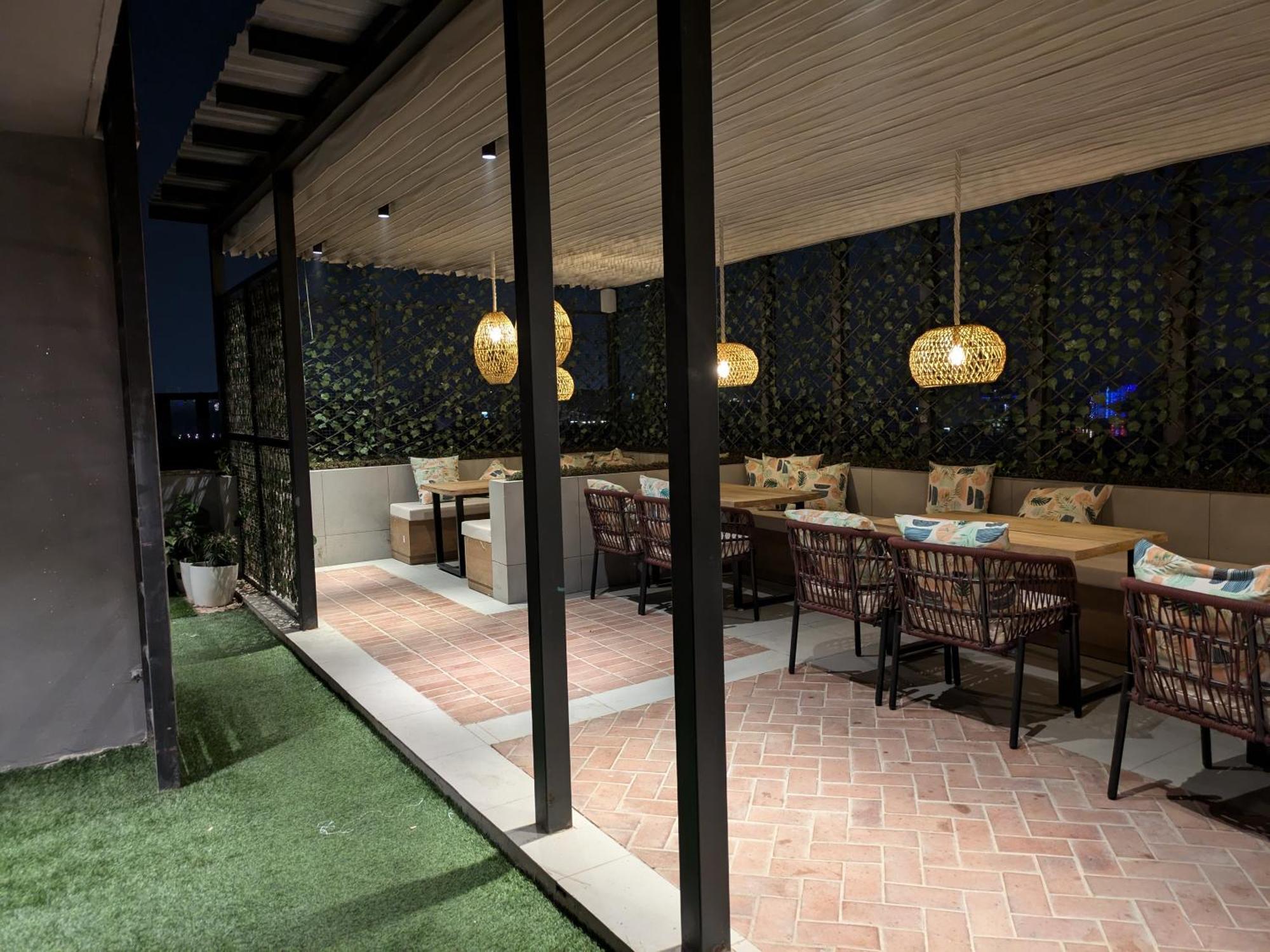 Stay Studio Hotel & Residences Gurgáon Kültér fotó