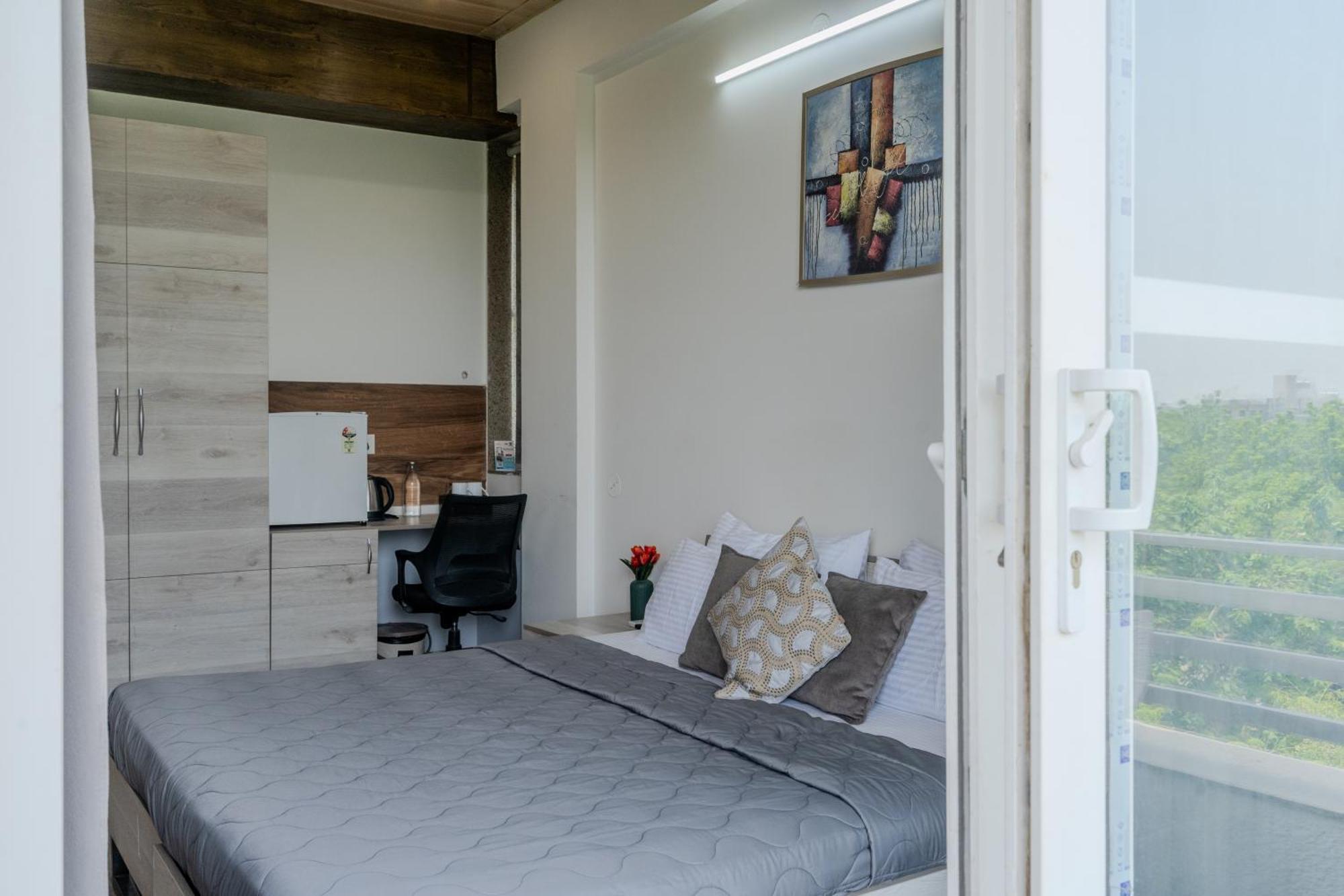 Stay Studio Hotel & Residences Gurgáon Kültér fotó