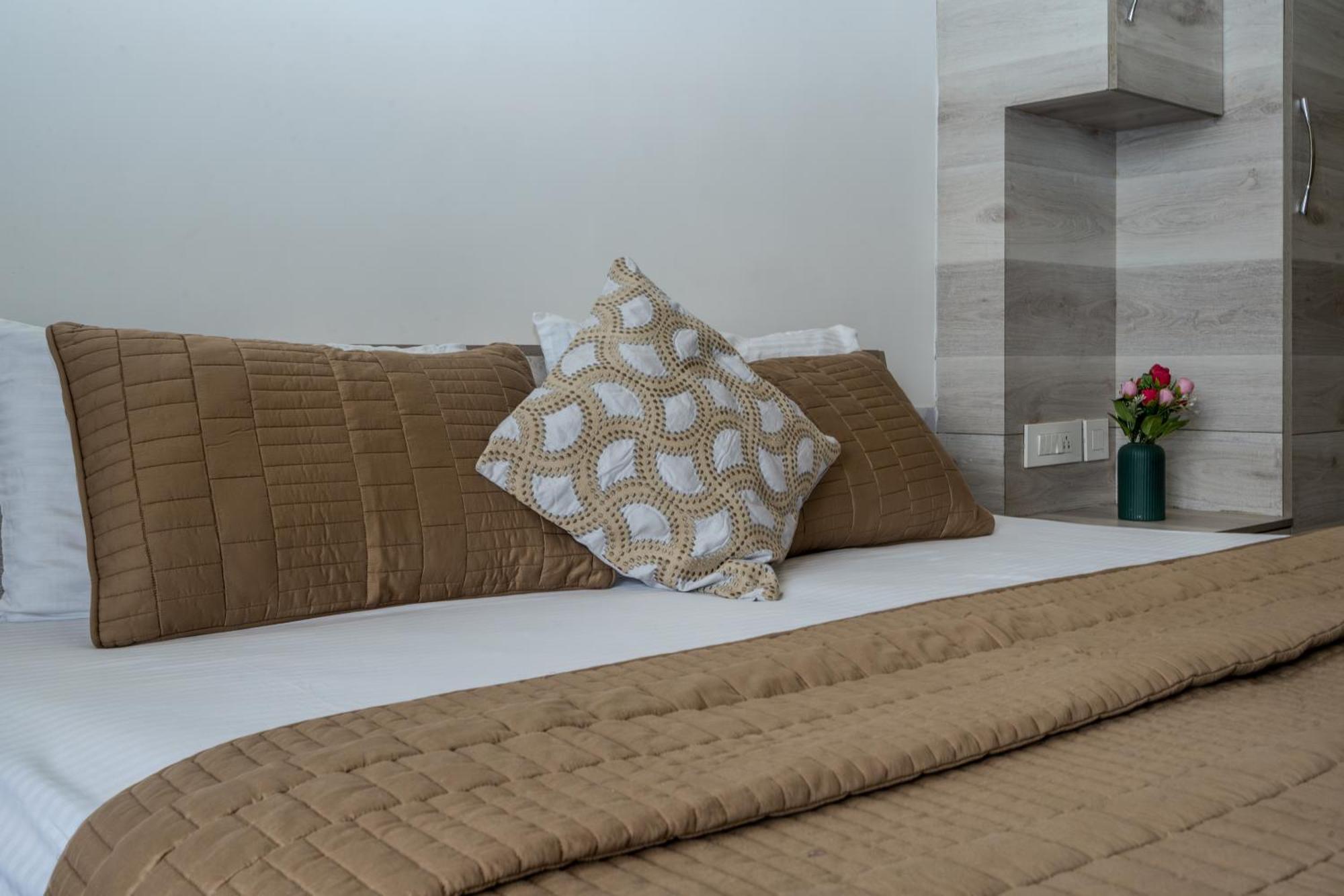 Stay Studio Hotel & Residences Gurgáon Kültér fotó